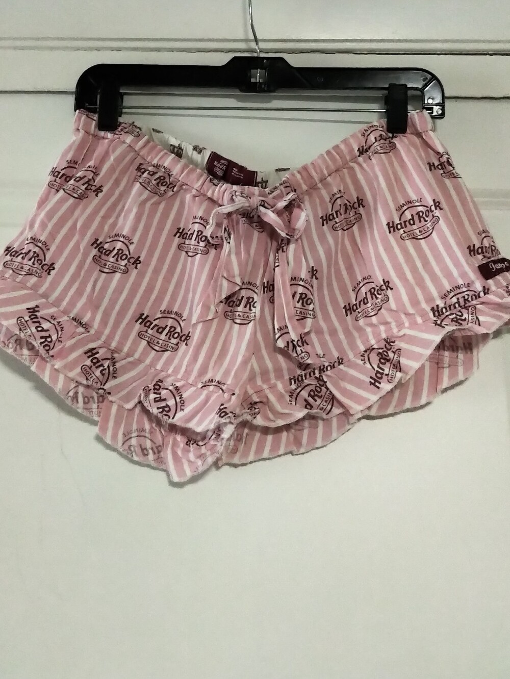 VTG Hard Rock Cafe Tampa Pink & White Striped Ruffle Shorts with Logo - L